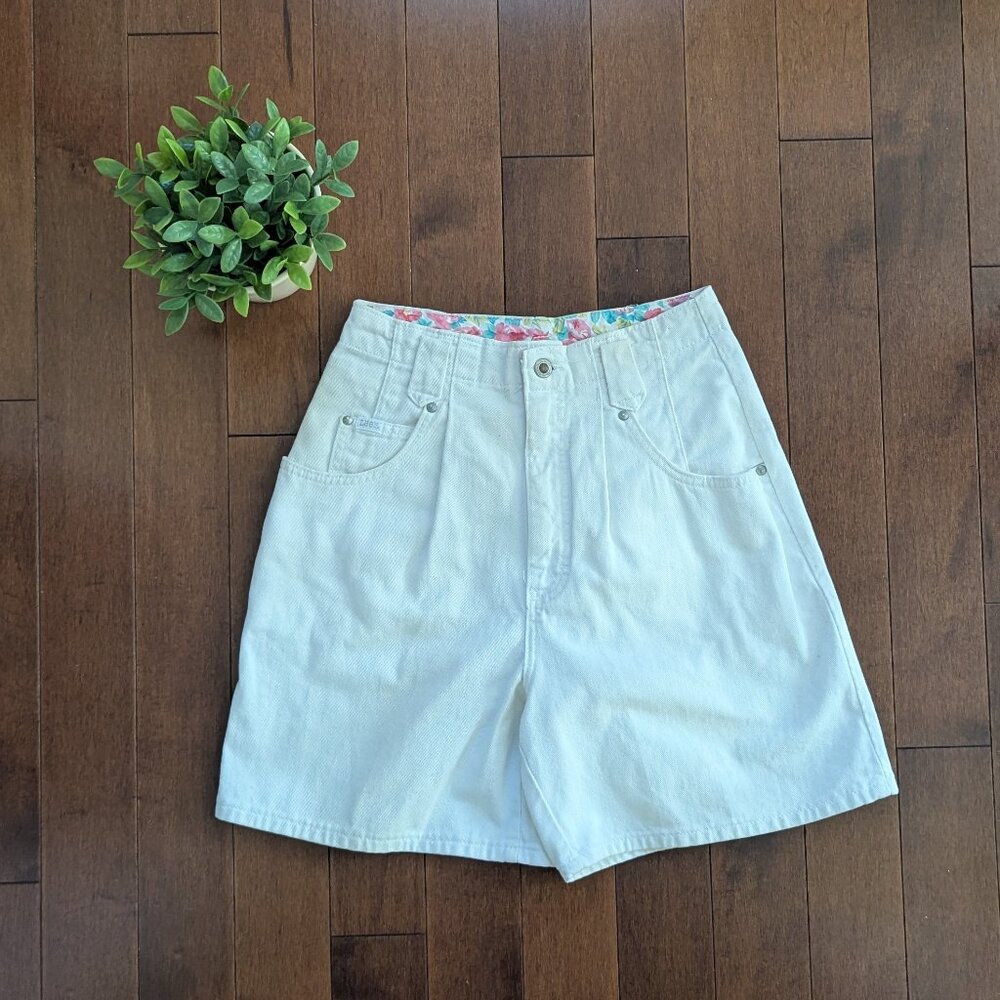 Classic High-Waist White Women’s Shorts